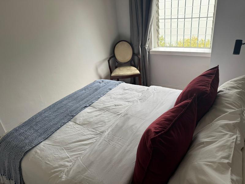 To Let 3 Bedroom Property for Rent in Green Point Western Cape